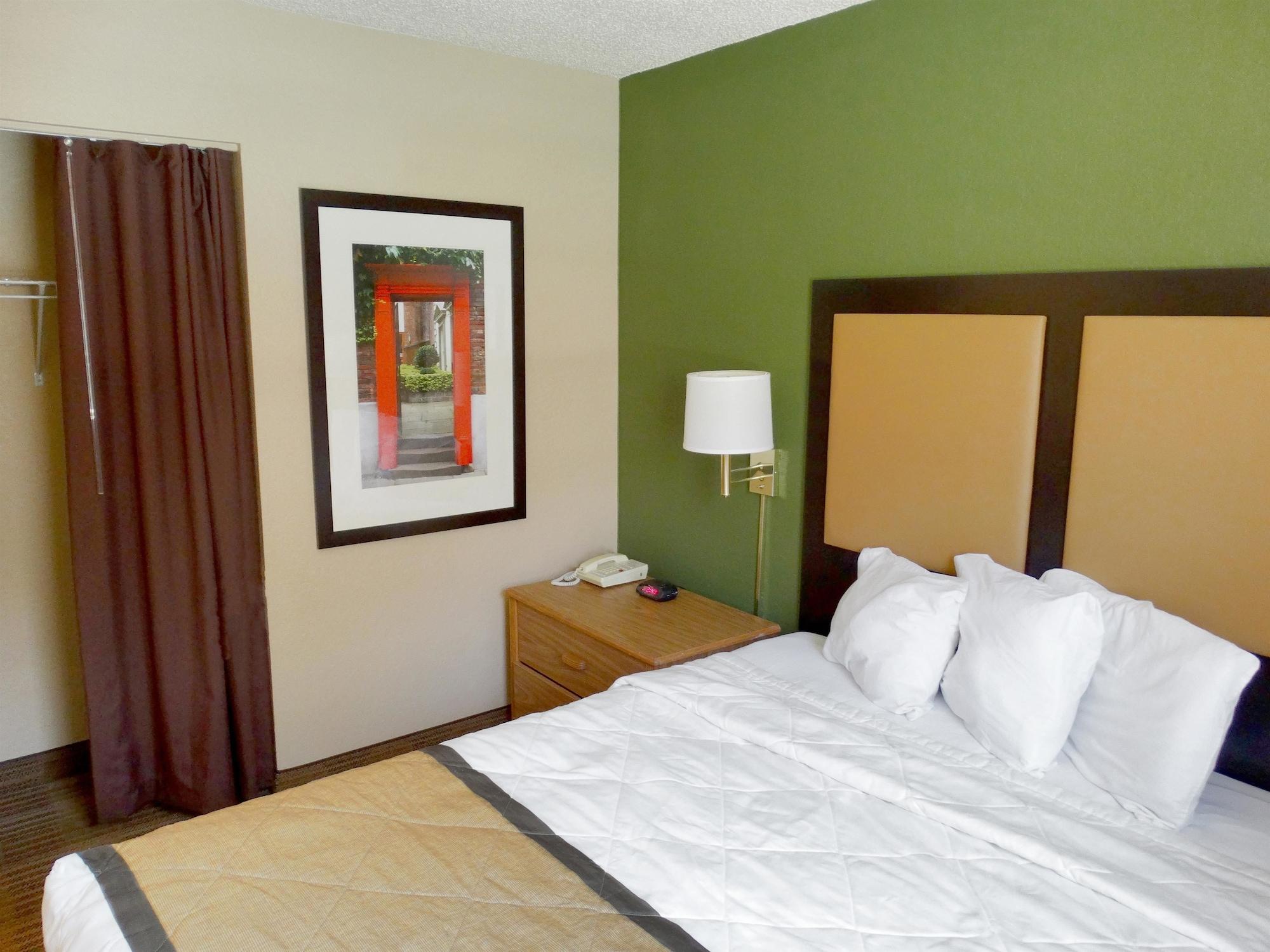 Extended Stay America Select Suites - Jacksonville Salisbury Rd Southpoint Exterior photo